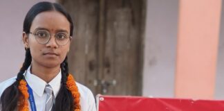 महाराजगंज में विजयलक्ष्मी और सत्यम बने जिला टॉपर:सत्यम बोले- 7 घंटे पढ़ाई की, भविष्य में डिफेंस या सिविल सेवा में जाना चाहते हैं