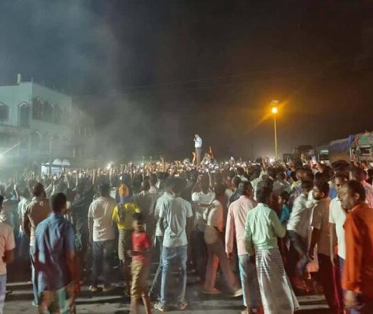 मालदा: SIR में शामिल न्यायिक अधिकारियों को बनाया बंधक, वोटर लिस्ट से नाम हटाए जाने का विरोध News Desk