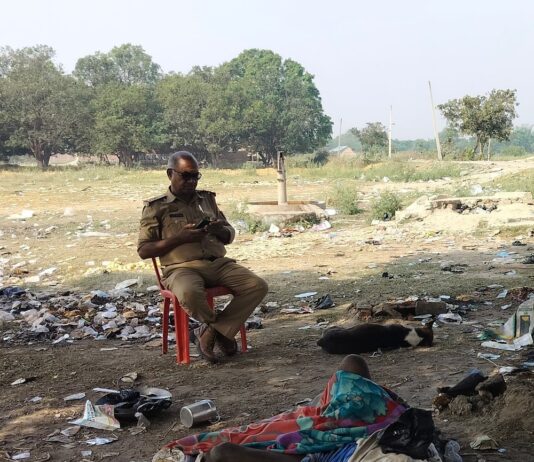 बाबा बूढ़ेश्वर नाथ मंदिर परिसर में मिल शव:बहराइच में पहचान में जुटी पुलिस टीम, पोस्टमार्टम के लिए भेजा गया शव