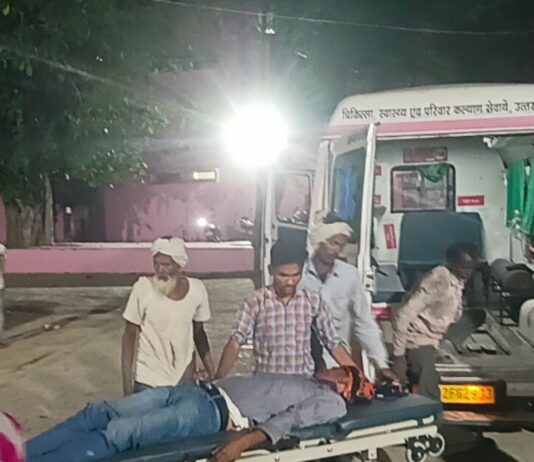 श्रावस्ती में बाइक की टक्कर से बच्चा घायल:पटना कोठार में हादसा, बच्चा और बाइक चालक गंभीर