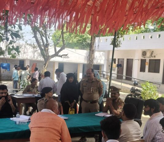 समाधान दिवस में 23 आवेदन मिले, एक का निस्तारण:हरैया सीओ, नायब तहसीलदार और थानाध्यक्ष की संयुक्त अध्यक्षता में आयोजन