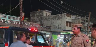 बृजमनगंज में यातायात पुलिस का अभियान:बिना हेलमेट-सीटबेल्ट वाले 55 वाहनों का चालान कटा