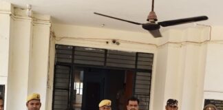 महराजगंज में 327 किलो गांजा बरामद:पुलिस-एसएसबी की संयुक्त कार्रवाई, एक तस्कर गिरफ्तार