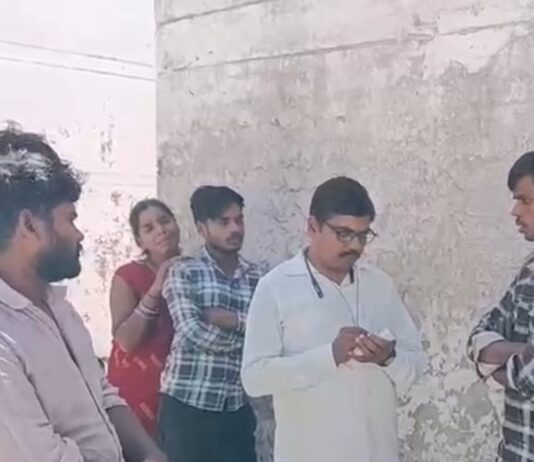 श्रावस्ती में मक्के के खेत में मिला युवक का शव:परिजनों ने प्रेम-प्रसंग में हत्या का लगाया आरोप, गले पर निशान से बढ़ा संदेह; जांच जारी