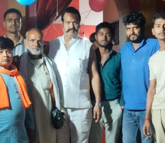 घोपलापुर में हनुमान जयंती मनाई:ग्रामीणों ने मंदिर में सुंदरकांड और हनुमान चालीसा का पाठ किया