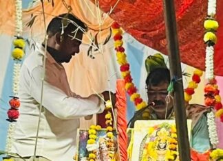 बस्ती के दुधारा में श्रीमद्भागवत कथा का समापन:हवन-पूजन और भंडारे के साथ हुआ आयोजन, कई लोग रहे उपस्थित