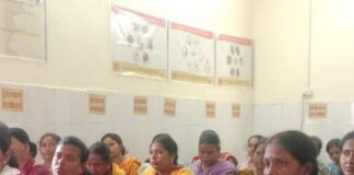 बेवा सीएचसी पर एएनएम की मासिक समीक्षा बैठक:अधीक्षक ने यूवीन, ई-कवच पोर्टल पर डेटा फीडिंग के निर्देश दिए