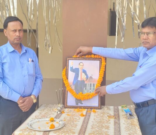 महराजगंज के कॉलेज में डॉ. अंबेडकर जयंती मनाई:प्रधानाचार्य और प्रबंधक ने उनके आदर्शों को याद किया