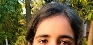 श्रद्धा और आस्था ने प्रदेश के टॉप-10 में स्थान बनाया:सिद्धार्थनगर में हाईस्कूल की श्रद्धा ने 96.83% अंक प्राप्त कर जिले में प्रथम स्थान पर रहीं