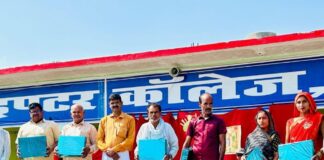 भैंसा के इंटर कॉलेज में श्रमिकों का सम्मान:मजदूर दिवस की पूर्व संध्या पर आयोजित हुआ कार्यक्रम