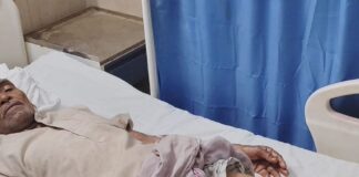 बहराइच में कूड़ा जलाते समय बुजुर्ग झुलसा:तेज लपटों से कपड़े में लगी आग, अस्पताल में भर्ती