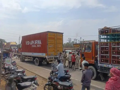 अंबिकापुर-बिलासपुर हाईवे पर दुर्घटना मामले में दूसरे दिन फिर भड़का गुस्सा, सड़क जाम