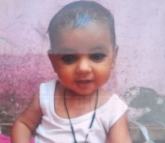 श्रावस्ती में तेज रफ्तार ट्रक की चपेट में आया मासूम:माता-पिता के साथ बाइक पर सवार 2 वर्षीय बच्चे की मौत, रिश्तेदारी में जा रहा था