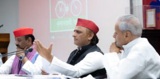 2027 में सपा सरकार बनने पर उपभोक्ताओं को मिलेगी 300 यूनिट बिजली मुफ्त : अखिलेश यादव