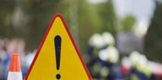 दवा लेने जा रही महिला की ट्रक से कुचलकर मौत, आक्रोशित ग्रामीणों ने लगाया जाम