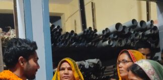 पोखरभिंडा का युवक वाणिज्यिक कर अधिकारी बना:घर पहुंचने पर ग्रामीणों ने किया स्वागत