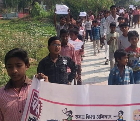 बोदवल में ‘स्कूल चलो अभियान’ रैली:बच्चों को स्कूल में दाखिले के लिए किया जागरूक, नामांकन के लिए प्रेरित किया