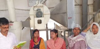 जिलाधिकारी ने पुष्टाहार उत्पादन इकाइयों का किया औचक निरीक्षण:महिला समूहों की मेहनत से पोषण योजना हो रही मजबूत