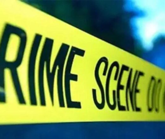 मदद न मिलने पर भाई ने बाथरूम में बहन का किया अंतिम संस्कार, दिल दहला देने वाली घटना News Desk