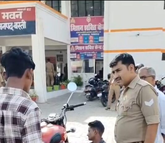 बस्ती – रूधौली पुलिस द्वारा संदिग्ध व्यक्ति/वाहन का किया चेकिंग