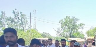 अम्बेडकर जयंती पर समाजसेवी ने किया जलपान का प्रबंध:हरैया जाने वालों के लिए व्यवस्था की, बाबा साहब के आदर्शों को अपनाने की बात कहीं