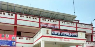 घर में घुसकर पिता-पुत्री को पीटा:लालगंज के चित्राखोर में दो दर्जन से अधिक हमलावरों ने किया हमला