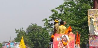 परशुराम जयंती पर हजारों भक्तों ने निकाली शोभायात्रा:मंदिर पहुंचकर पूजा-अर्चना की, समाज एकता का संदेश दिया