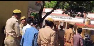 श्रावस्ती मे चोरी-लूट गिरोह का भंडाफोड़:3 शातिर अभियुक्त गिरफ्तार, चोरी की कार समेत अहम सामान बरामद