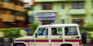 अमरावती कांड: नाबालिगों के शोषण पर सख्ती, पुलिस की छापेमारी जारी News Desk