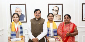 बारहवीं बोर्ड टॉपर छात्राओं को प्रोत्साहन स्वरूप दी जाएगी एक-एक लाख रुपये की राशि