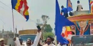 ठूठीबारी-निचलौल में अम्बेडकर जयंती मनाई गई:बाबा साहब के चित्र पर माल्यार्पण, निकाली गई रैली