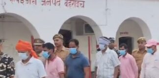 भारत-नेपाल सीमा पर भारी मात्रा में मुद्रा जब्त:6 लोगों से नेपाली-भारतीय नोट बरामद, एजेंसियां कर रहीं पूछताछ