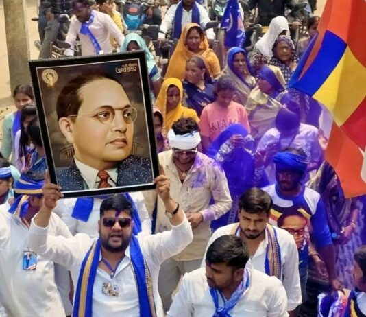 लेहड़ा में बाबा साहब अंबेडकर जयंती धूमधाम से मनाई गई:जनप्रतिनिधि ने प्रतिमा पर पुष्प अर्पित कर दी श्रद्धांजलि, बाबा साहब के आदर्शों से प्रेरणा लेने का आह्वान किया