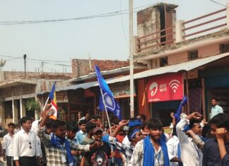 महराजगंज में अंबेडकर जयंती पर कार्यक्रम:युवा संघर्ष समिति ने रैली निकाली, युवाओं में दिखा उत्साह