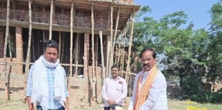 भाजपा नेता दयाराम चौधरी ने अंबेडकर जयंती पर माल्यार्पण किया:बाबा साहेब के विचारों को याद कर श्रद्धांजलि अर्पित की