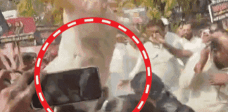 पुतला फूंकने में झुलसीं BJP विधायक से मिलने पहुंचे अखिलेश:देखकर मुस्कुराने लगीं; अखिलेश के पुतले में आग लगाते वक्त जली थीं