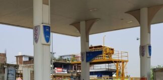 दो दिन की छुट्टी से डिपो सप्लाई ठप:सिद्धार्थनगर में जिले में पेट्रोल-डीजल संकट; अब तेजी से बहाल हो रही व्यवस्था