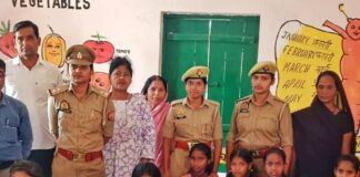 कोठीभार पुलिस ने सिसवा में बालिकाओं को किया जागरूक:मिशन शक्ति अभियान के तहत दी अपराधों की जानकारी