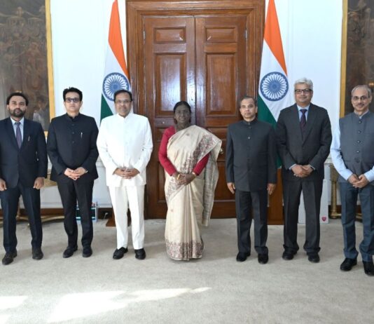 देश में जनगणना का काम शुरू; राष्ट्रपति द्रौपदी मुर्मू, अमित शाह ने भरा फॉर्म