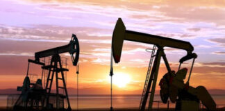 अंतरराष्ट्रीय बाजार में कच्चे तेल की कीमत में तेजी जारी, 107 डॉलर तक पहुंचा ब्रेंट क्रूड