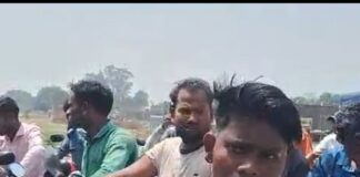 जमुनहा में डीजल-पेट्रोल की किल्लत, आमजन बेहाल:गेहूं मड़ाई और शादी सीजन से बढ़ी मांग, घंटों लाइन में लग रहे लोग