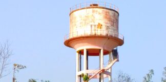 श्रीपालपुर में पानी टंकी एक माह से बंद:भीषण गर्मी में हजारों ग्रामीण पेयजल संकट से जूझ रहे