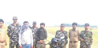 भारत-नेपाल सीमा पर दो युवक 57 लीटर पेट्रोल संग गिरफ्तार:अवैध तस्करी रोकने के लिए SSB-पुलिस की संयुक्त कार्रवाई
