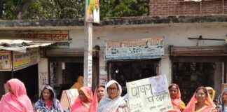 श्रावस्ती में आंगनबाड़ी कार्यकर्ताओं ने पोषण पखवाड़ा पर बैठक की:रैली निकालकर कुपोषण मुक्त समाज का संदेश दिया