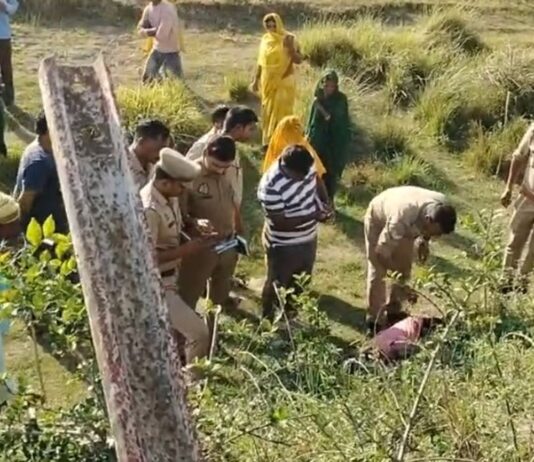 इंटरसिटी एक्सप्रेस के सामने कूदे युवक-युवती, मौत:प्रेम प्रसंग की आशंका, महराजगंज पुलिस युवती की शिनाख्त में जुटी