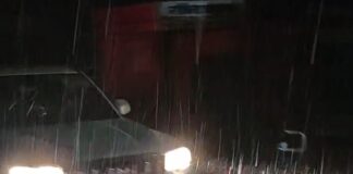 कतर्नियाघाट में तेज आंधी-बारिश:भीषण गर्मी से मिली राहत, बिजली गुल