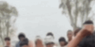 महराजगंज में युवक को भीड़ ने पीटा:बाइक चोरी की अफवाह पर भीड़ ने बेरहमी से पीटा, वीडियो आया सामने
