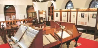 बॉम्बे HC ने पात्रा चॉल के निवासियों के लिए डेडलाइन तय की