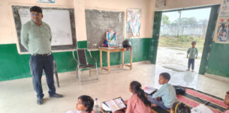 कौशाम्बी में शिक्षा व्यवस्था की पोल खुली 8 स्कूलों के औचक निरीक्षण में बंद मिले विद्यालय, शिक्षकों का वेतन रोका