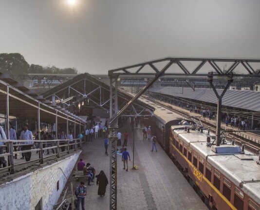 मुंबई – मौसम विभाग ने येलो अलर्ट जारी किया